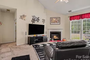 8800 Cavonnier Ln, Charlotte, NC 28216 - Photo 11