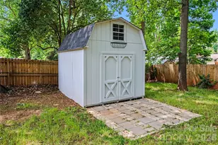 1410 Burnley Rd, Charlotte, NC 28210 - Photo 29