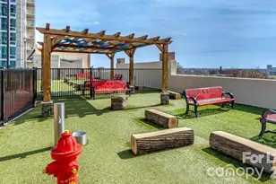 640 N Church St, Charlotte, NC 28202 - Photo 11