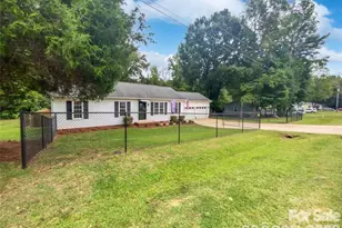 2520 Old Wilkesboro Rd, Salisbury, NC 28144 - Photo 3
