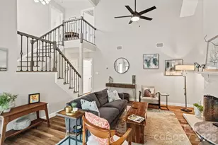 9486 Kings Falls Dr, Charlotte, NC 28210 - Photo 5