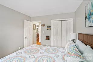 9486 Kings Falls Dr, Charlotte, NC 28210 - Photo 19