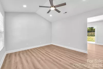 1426 Fontana Avenue, Charlotte, NC 28206 - Photo 11