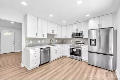 1426 Fontana Avenue, Charlotte, NC 28206 - Photo 17