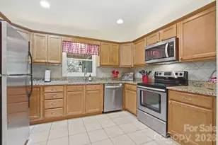 164 Rocky Meadows Rd, Newland, NC 28657 - Photo 7