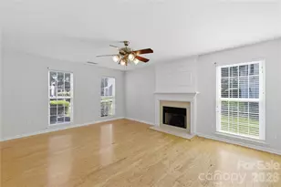 7011 Long Run Ln, Charlotte, NC 28216 - Photo 5