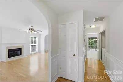 7011 Long Run Lane, Charlotte, NC 28216 - Photo 3
