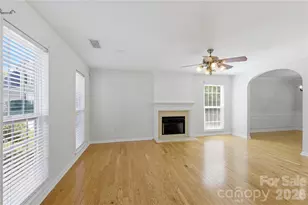7011 Long Run Ln, Charlotte, NC 28216 - Photo 5