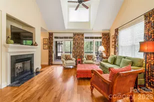 50 Meadow Village Ln, Asheville, NC 28803 - Photo 11