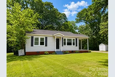 810 Mt Holly Huntersville Road, Charlotte, NC 28214 - Photo 1