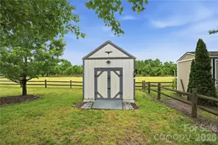 720 Yvonne Dr SW, Concord, NC 28027 - Photo 35