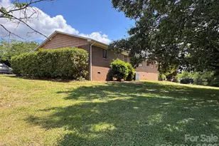 121 Icard St, Connelly Springs, NC 28612 - Photo 5