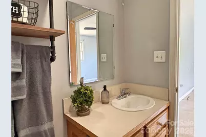 121 Icard Street, Connelly Springs, NC 28612 - Photo 21