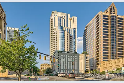 333 W Trade Street W #2002, Charlotte, NC 28202 - Photo 17