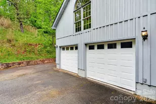 3068 S 226 Hwy, Bakersville, NC 28705 - Photo 35