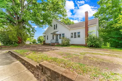137 12th Street NW, Hickory, NC 28601 - Photo 25