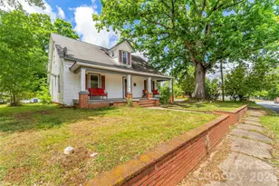 137 12th St NW, Hickory, NC 28601 - Photo 3