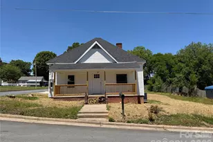 730 W Oakwood Ave, Albemarle, NC 28001 - Photo 1