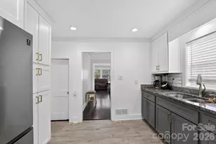 2076 Connelly Springs Rd, Lenoir, NC 28645 - Photo 11