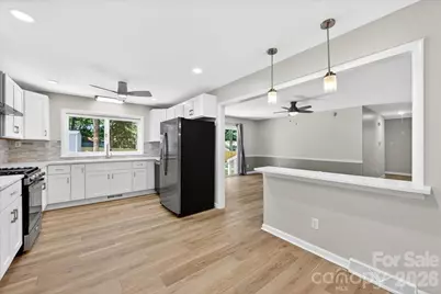 6018 Donegal Drive, Charlotte, NC 28212 - Photo 17