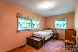 3004 Kanuga Rd, Hendersonville, NC 28739 - Photo 15