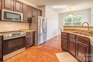 7 Breyerton Ct, Asheville, NC 28804 - Photo 11