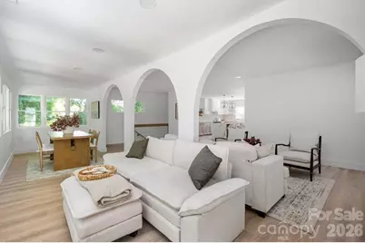 911 E Woodlawn Road, Charlotte, NC 28209 - Photo 27