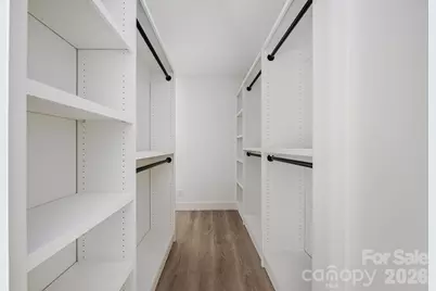 911 E Woodlawn Road, Charlotte, NC 28209 - Photo 17