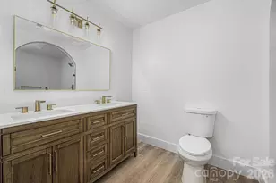 911 E Woodlawn Rd, Charlotte, NC 28209 - Photo 21