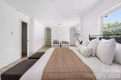 911 E Woodlawn Road, Charlotte, NC 28209 - Photo 13