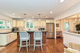 3131 Pinehurst Pl, Charlotte, NC 28209 - Photo 9