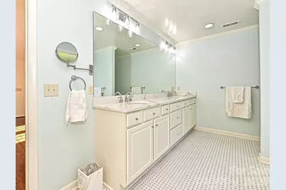 3131 Pinehurst Place, Charlotte, NC 28209 - Photo 17