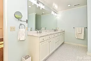 3131 Pinehurst Pl, Charlotte, NC 28209 - Photo 17