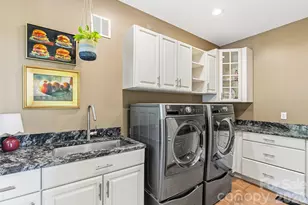 7660 Greenville Hwy, Brevard, NC 28712 - Photo 15