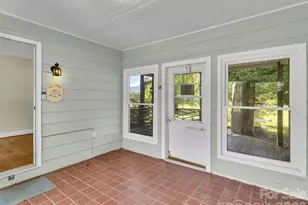 17 Hickory View Ln, Canton, NC 28716 - Photo 13