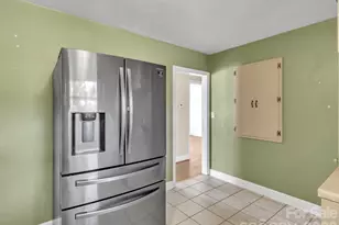 17 Hickory View Ln, Canton, NC 28716 - Photo 11