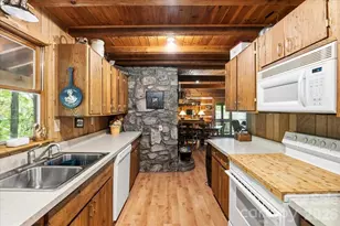 524 McDaris Loop Dr, Mars Hill, NC 28754 - Photo 13