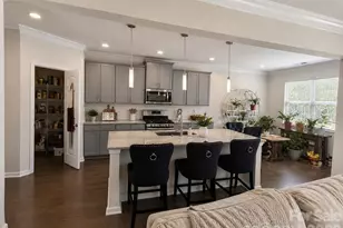 20408 Creek Bend Edge Ct, Matthews, NC 28105 - Photo 3