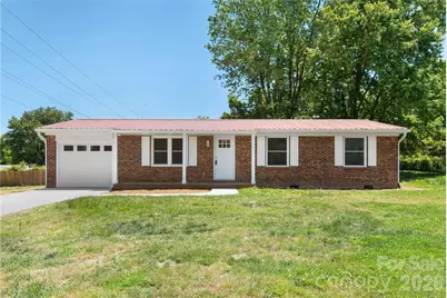 287 Duncan Road, Flat Rock, NC 28731 - Photo 1