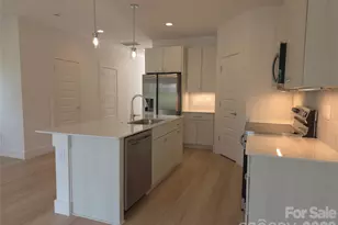 13 Bolton St, Asheville, NC 28806 - Photo 7