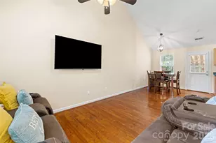 5821 Rowan Way, Charlotte, NC 28214 - Photo 7