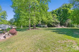 5821 Rowan Way, Charlotte, NC 28214 - Photo 31