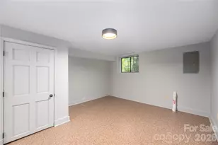 35 McKinney Rd, Asheville, NC 28805 - Photo 27