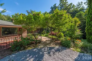 35 McKinney Rd, Asheville, NC 28805 - Photo 5