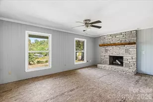 14 Jack Sullins Rd, Spruce Pine, NC 28777 - Photo 9
