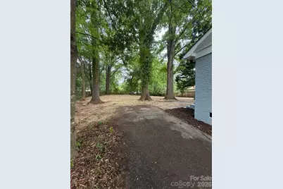 835 Ranch Street, Charlotte, NC 28208 - Photo 3