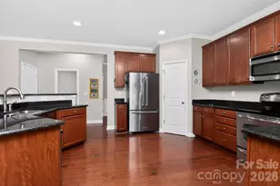 719 Fresia Dr, Tega Cay, SC 29708 - Photo 7