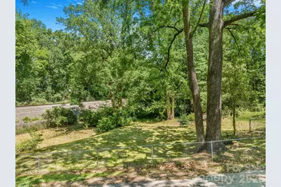 28 Pinecrest Drive #2, Asheville, NC 8803 - Photo 3