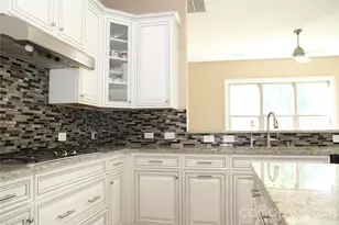 125 Leeward Shoals Ln, Mooresville, NC 28117 - Photo 11