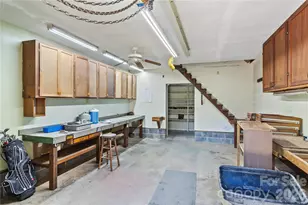 7101 Rock Island Rd, Charlotte, NC 28278 - Photo 13